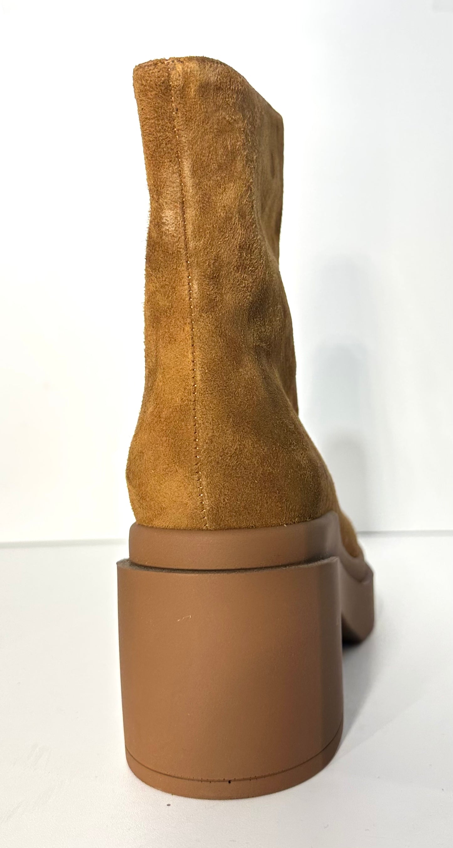 ROBERTO FESTA- CHLOE SIGARO