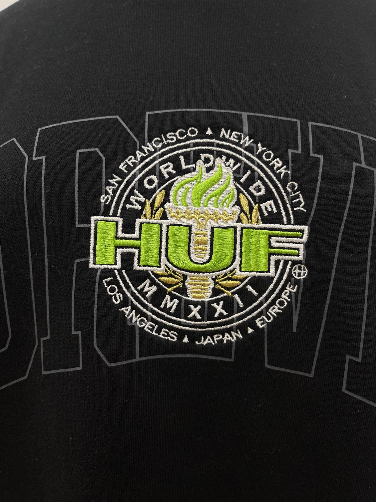 Huf felpa logo ricamato