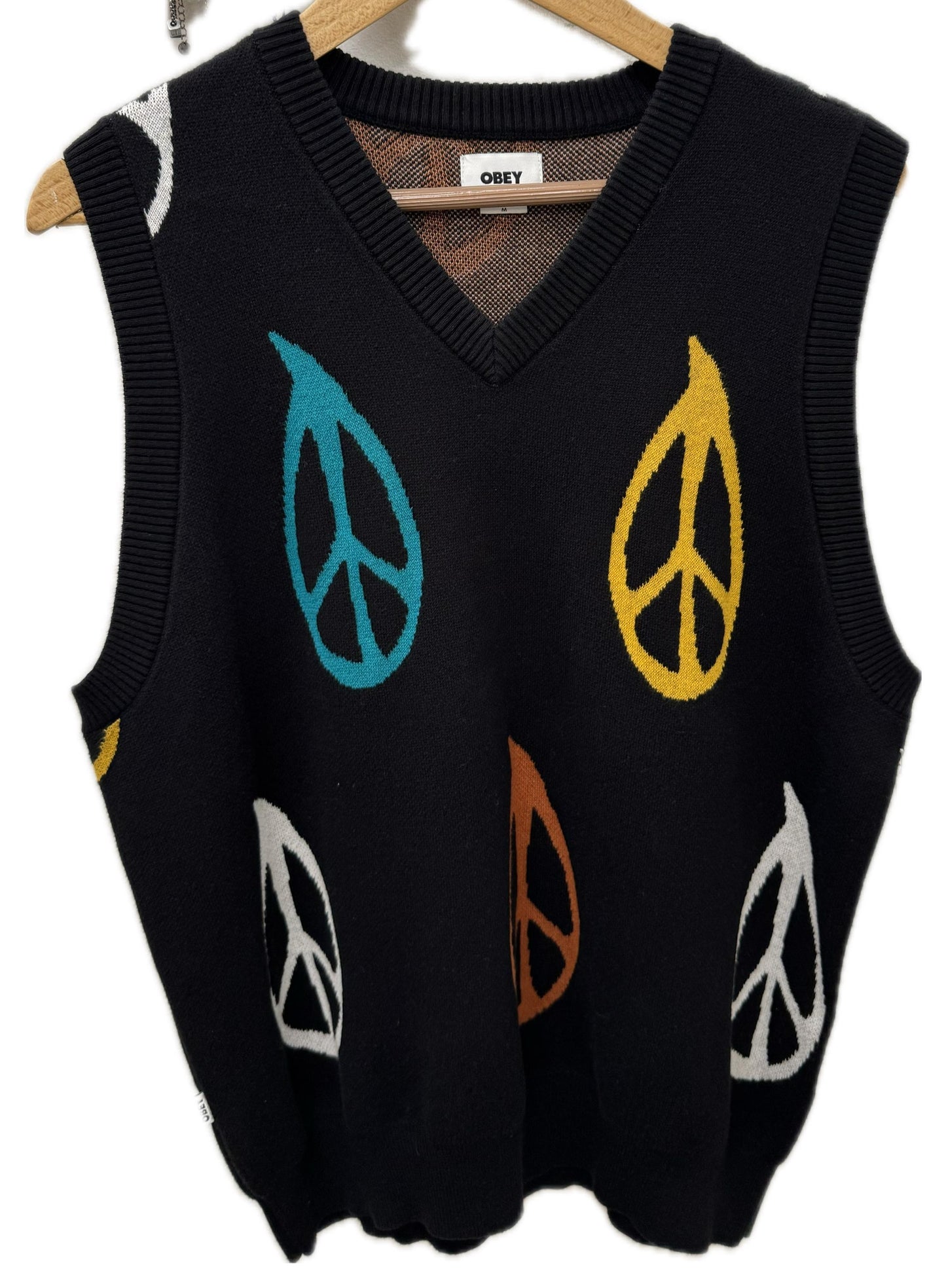 Obey gilett con dettagli