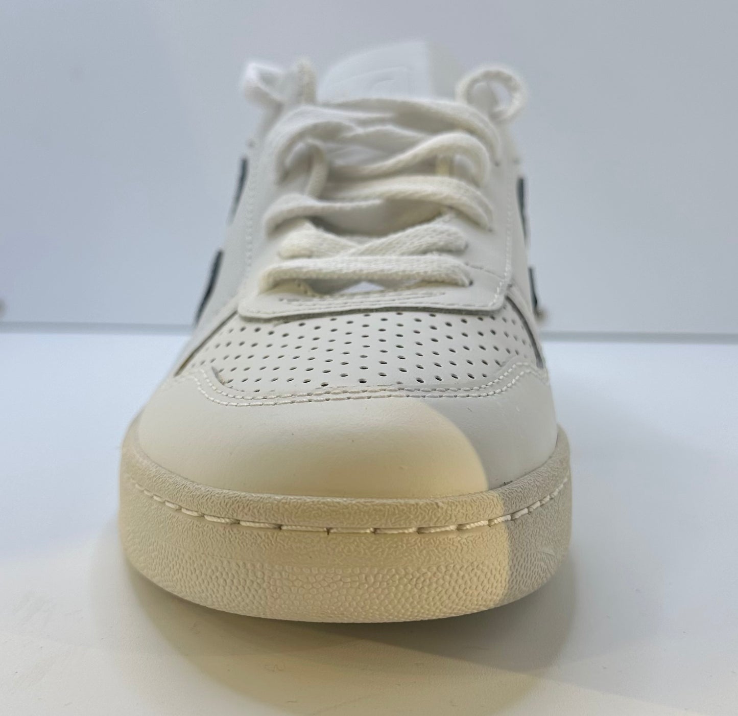 Veja v-10 leather extra white nautico pekin
