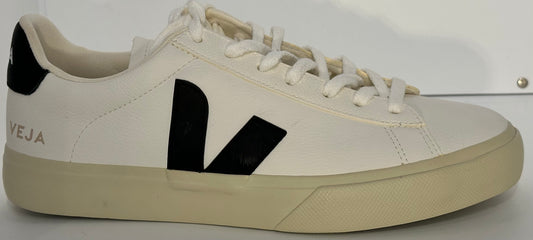 Veja campo chrome free extra white black
