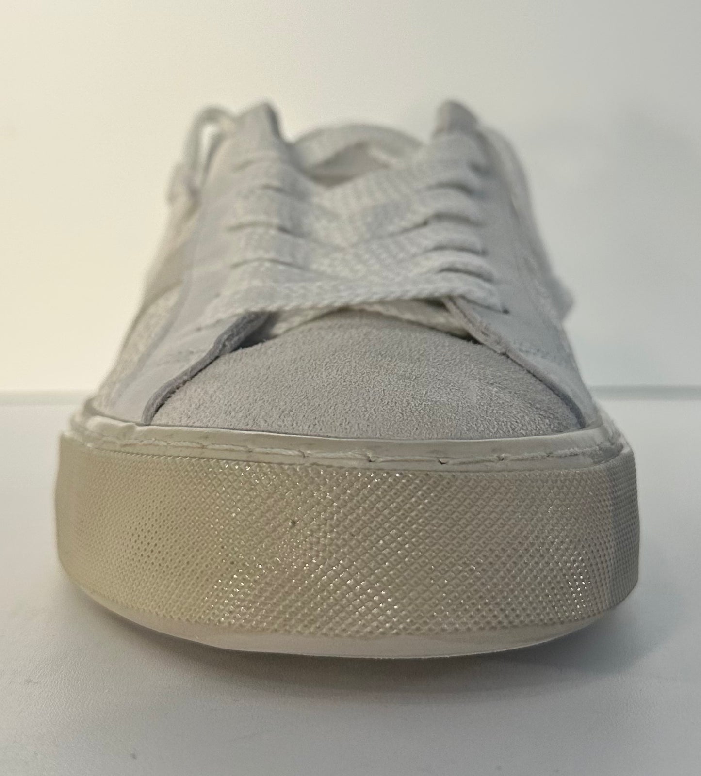 D.A.T.E. Hillow used white-blue