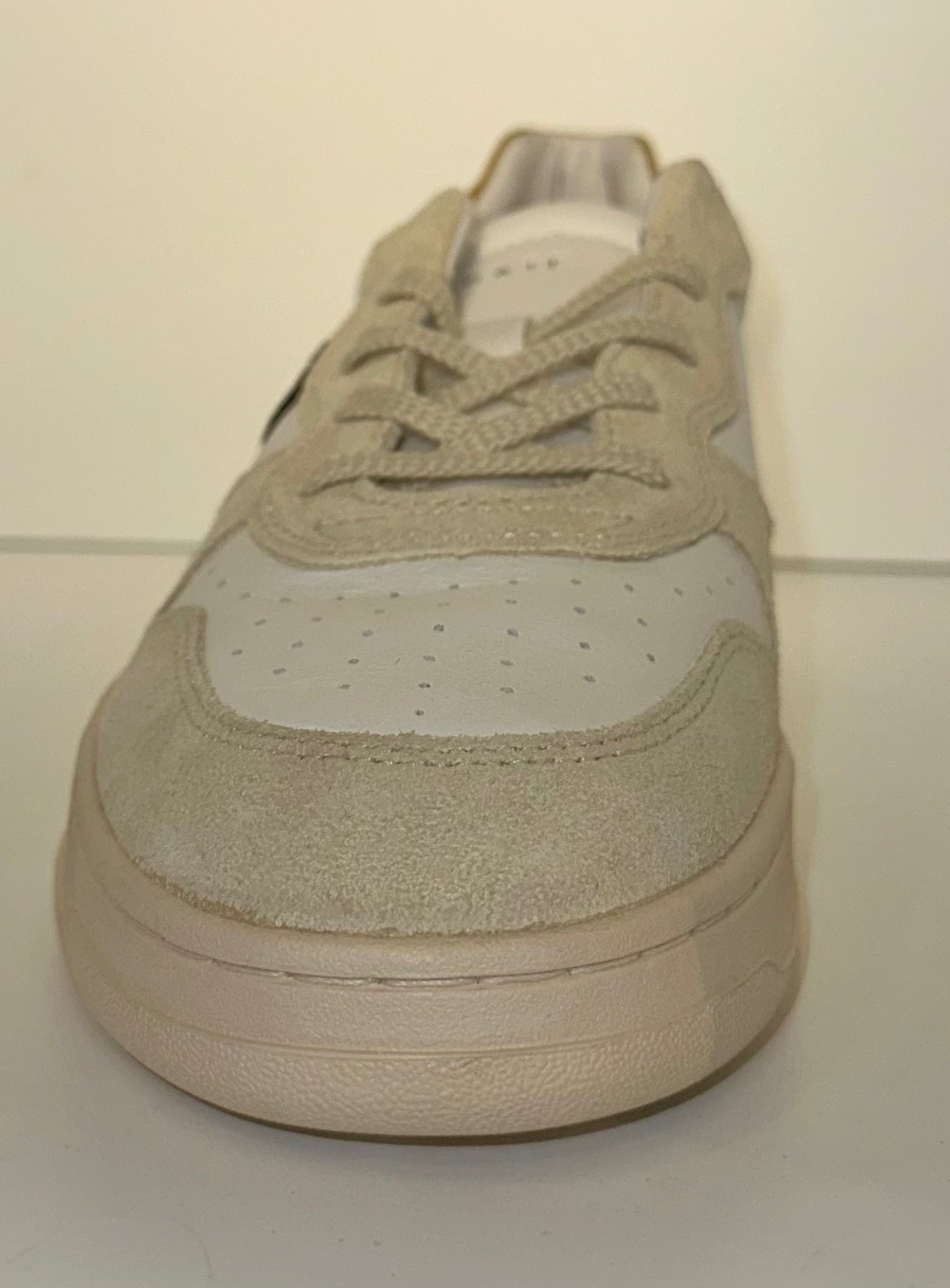 D.A.T.E. Court 2.0 Vintage Calf White-Beige