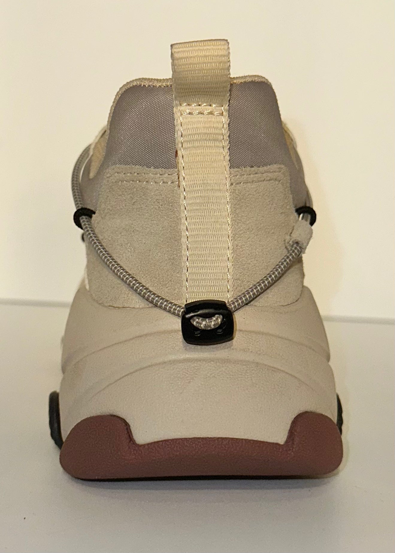 ASH  Extra White Nebbia Black