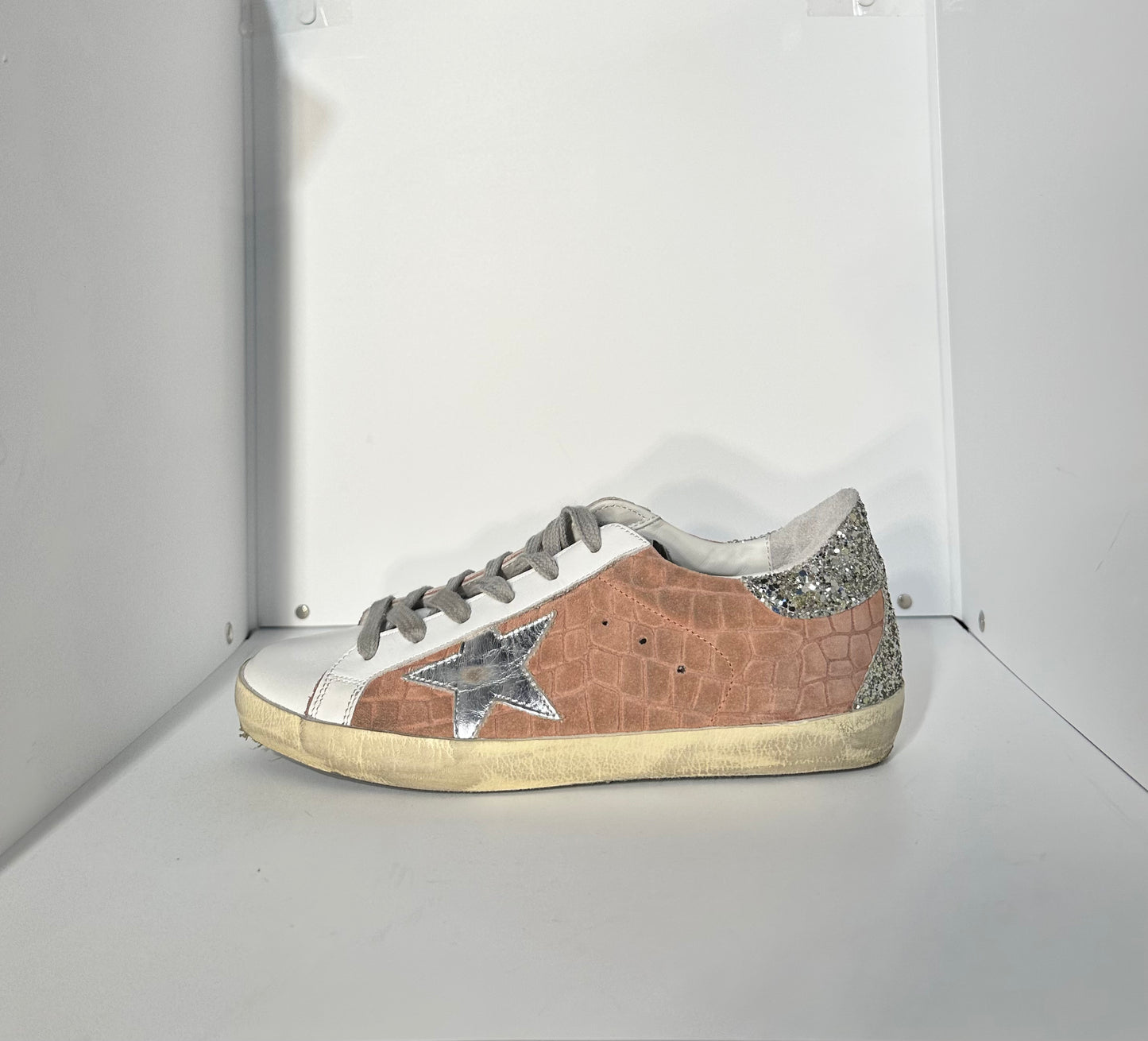 Golden Goose- Superstar