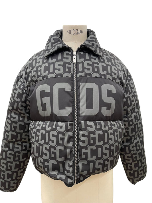 GCDS Piumino nero con logo All Over